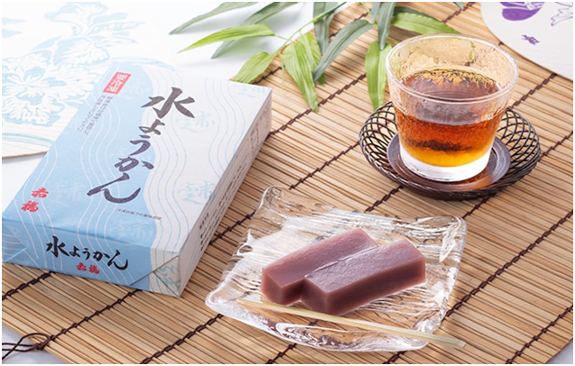 赤福の「水ようかん」オンラインショップ限定
北海道産小豆のこし餡使用、瑞々しい水ようかん！